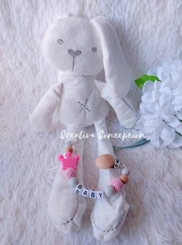 peluche de apego porta chupete